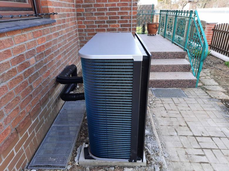 DAIKIN Altherma 3 H HT - Außengerät - Installation 3 DAIKIN Altherma 3 H HT - Außengerät - Installation 3